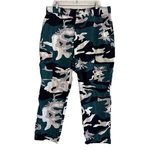 NFL Rare Philadelphia Eagles 36x30 Camo Cargo Pants SUPERBOWL champions Green